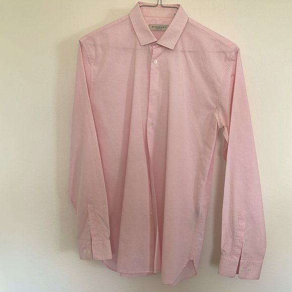 Burberry shirt purchased from Saks Fifth Avenue. Size 15 1/2-39 - Picture 2 of 5